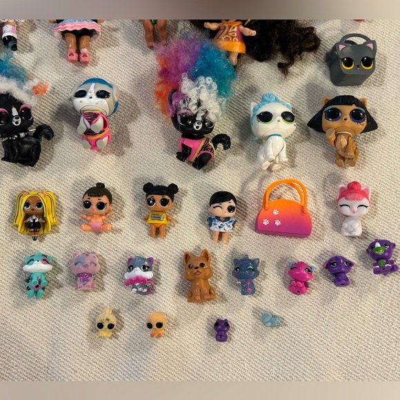 L.O.L. Surprise! Dolls Collection - Pink, Purple, Green, Gold - Picture 6 of 14